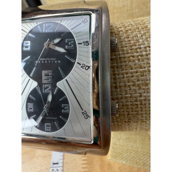 Kenneth Cole Reaction Mens Dual Dial Black & Silver Watch Stainless NOT TESTED - Picture 6 of 14